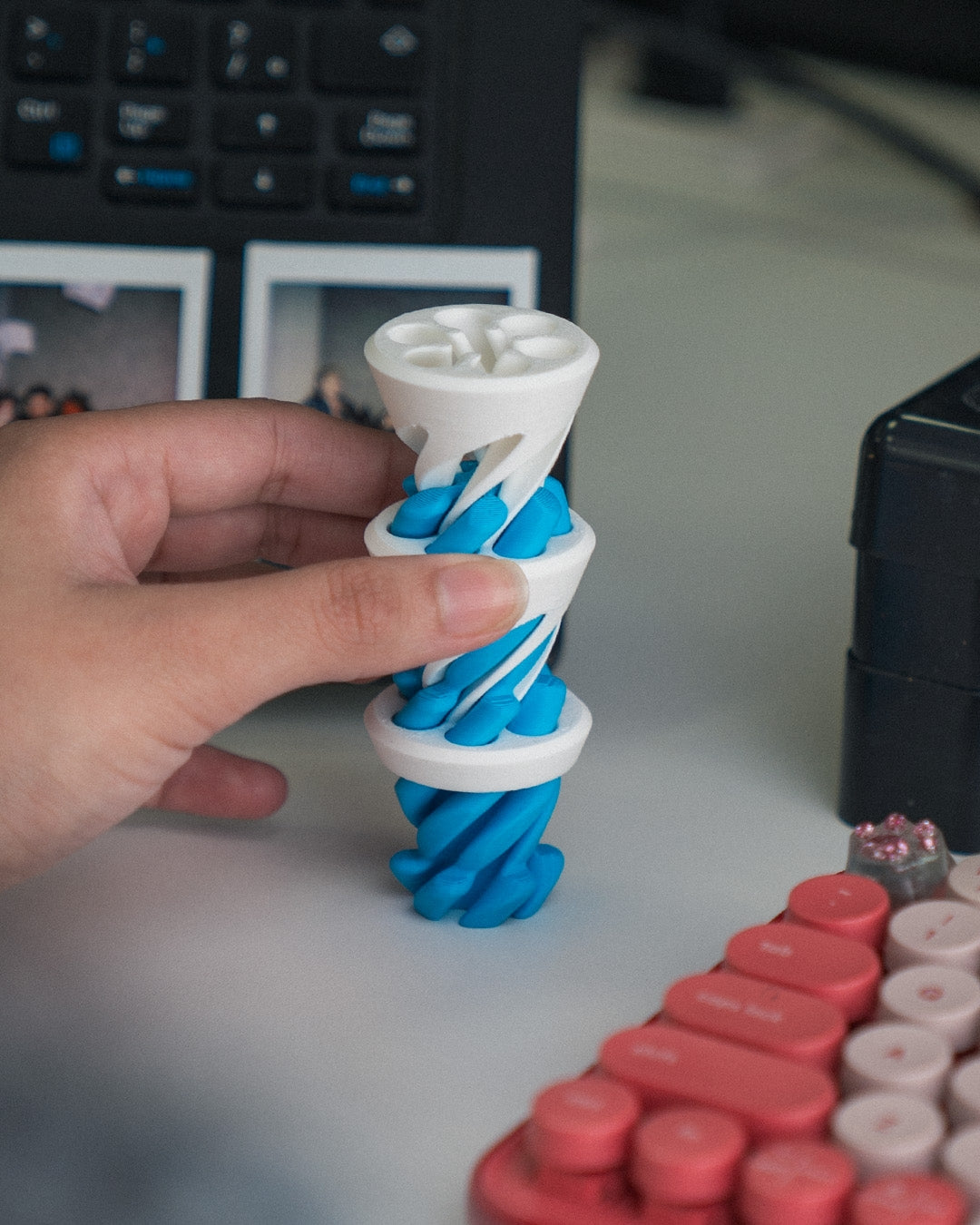 impossible toy fidget